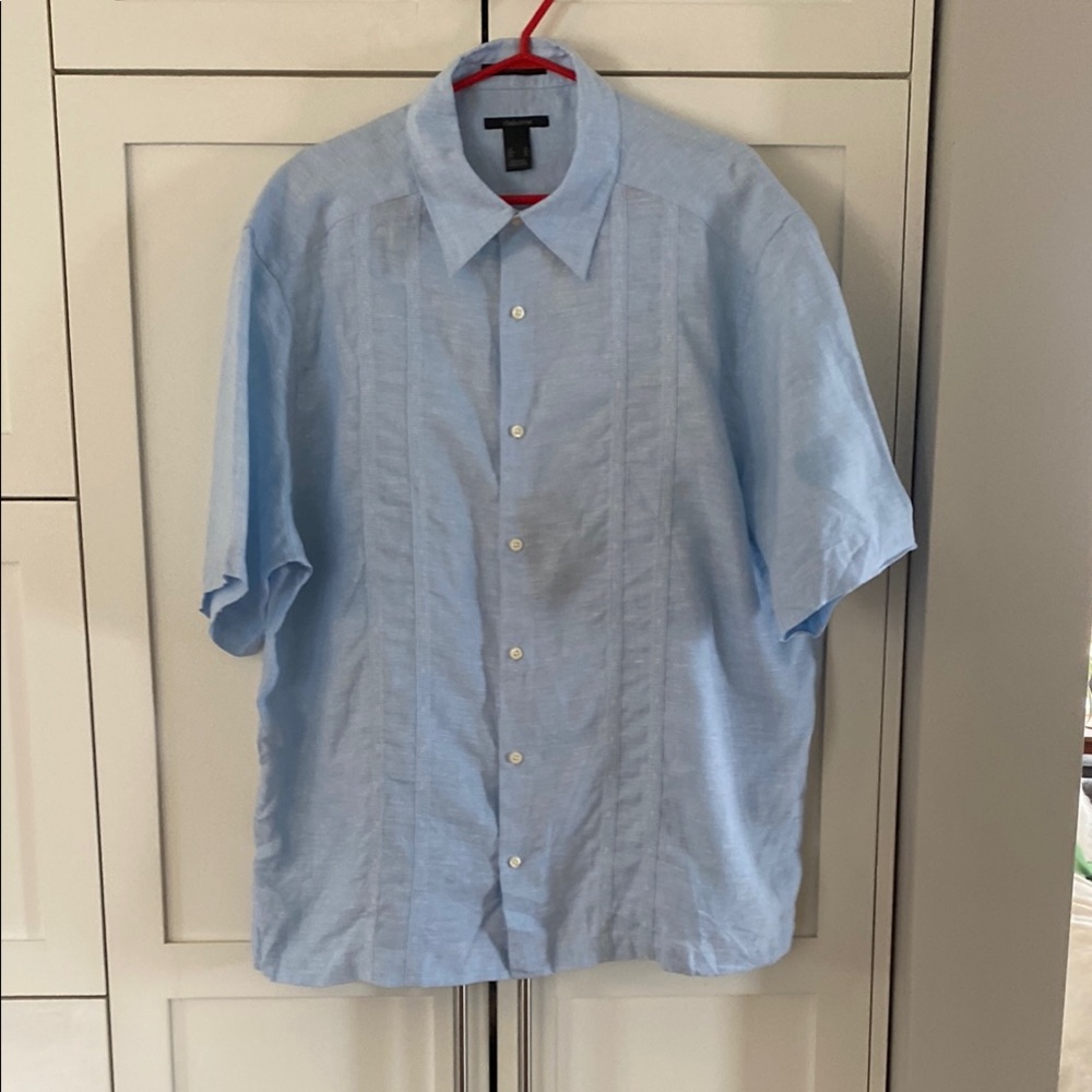 Claiborne Men’s Linen Casual Button Down Shirt